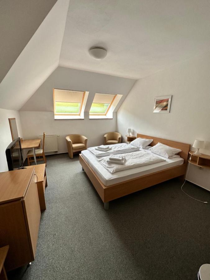 Gavurky Hotel 3*